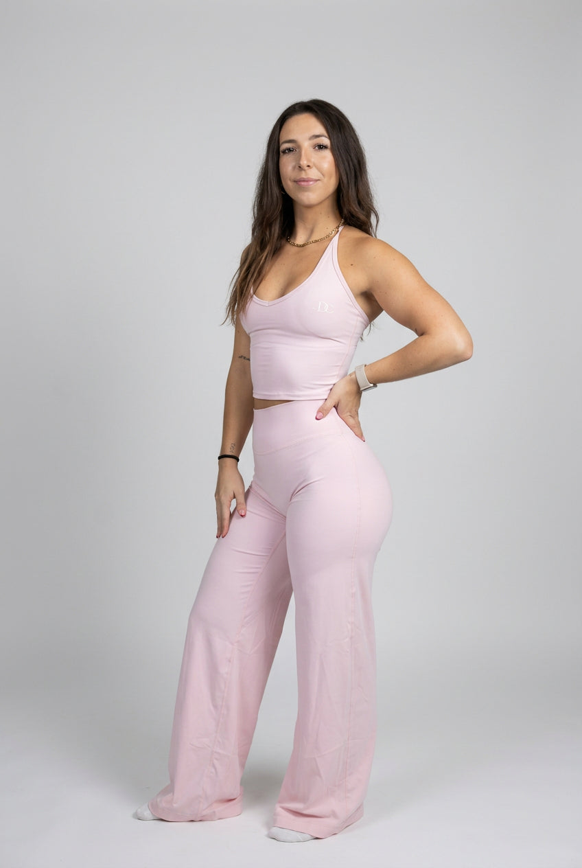 Dellola’s 2pieces Women Yoga Contrast Tank Top Tummy Control Bell Bottom Flare Leggings Outfits.